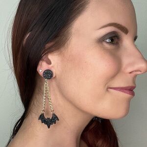 Halloween‎ Spooky Black Acrylic Bat Dangle Gold Chain Earrings